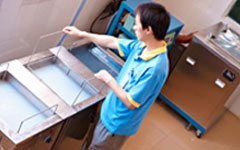超声波清洗设备